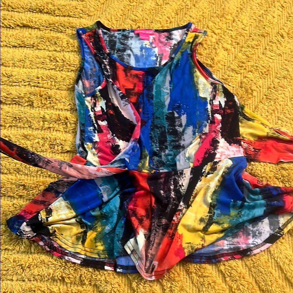 Colorful Abstract Sleeveless Top - Picture 4 of 4